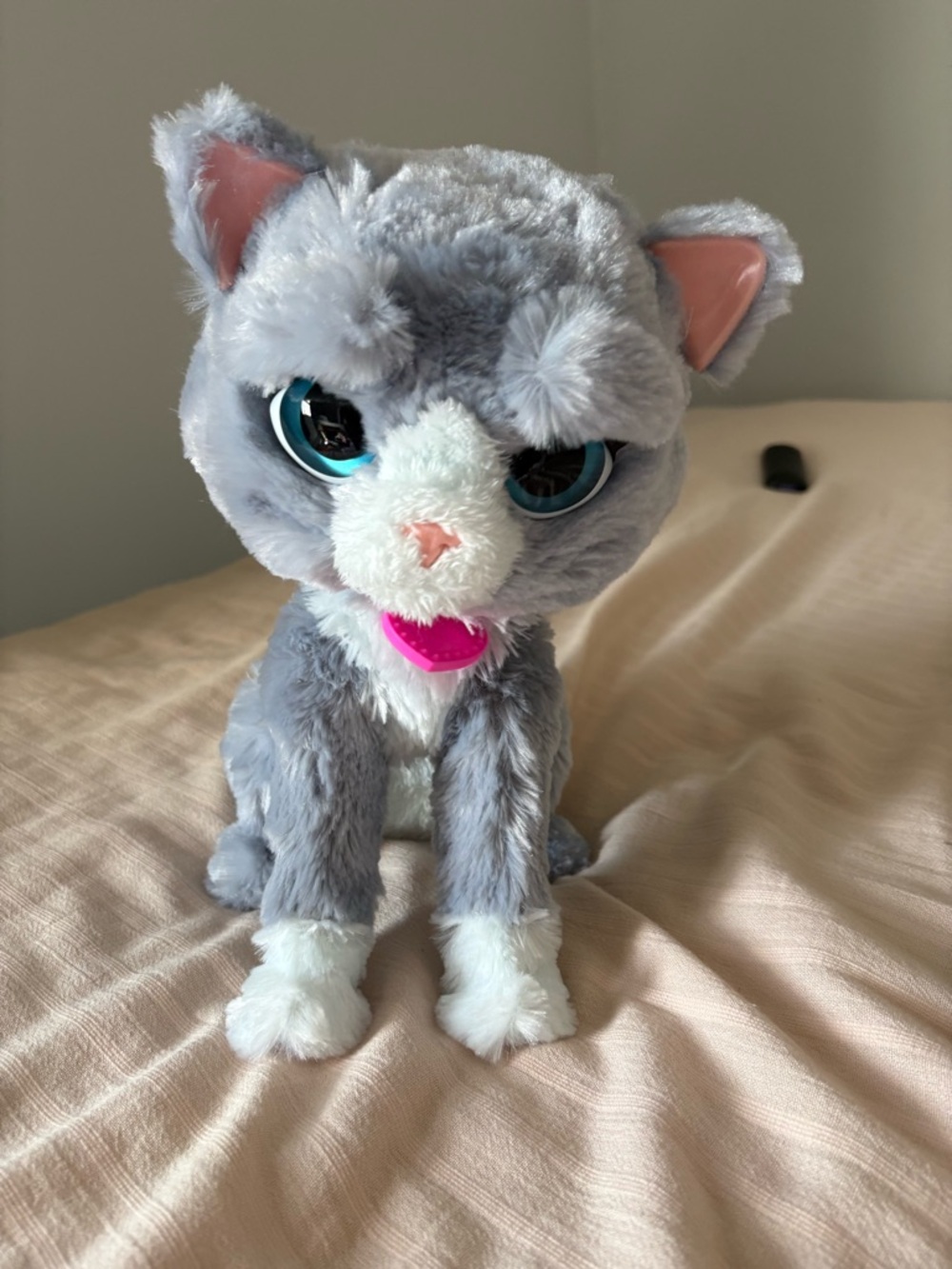 FurReal Friends animated kids toy cat “Bootsie”